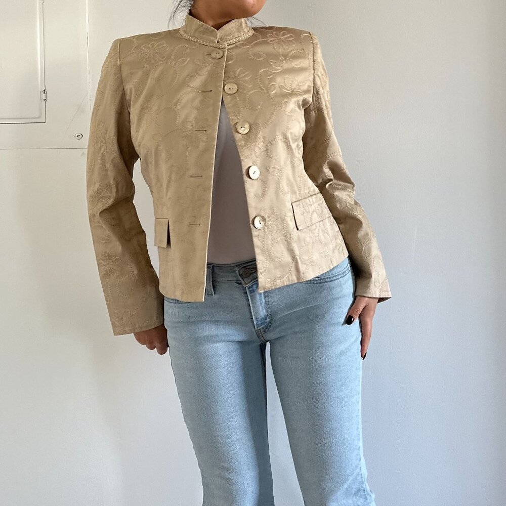 Vintage Beige Brocade Jacket | Y2K Oriental Collar | Elegant Eveningwear. Size 6